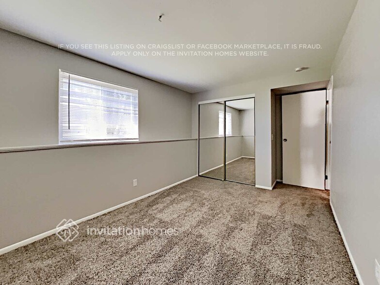 Building Photo - 9731 W 104th Dr
