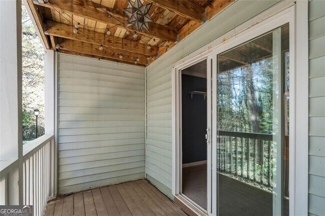 Building Photo - 2045 Brian Way