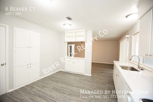 Building Photo - 6 Beaver Ct