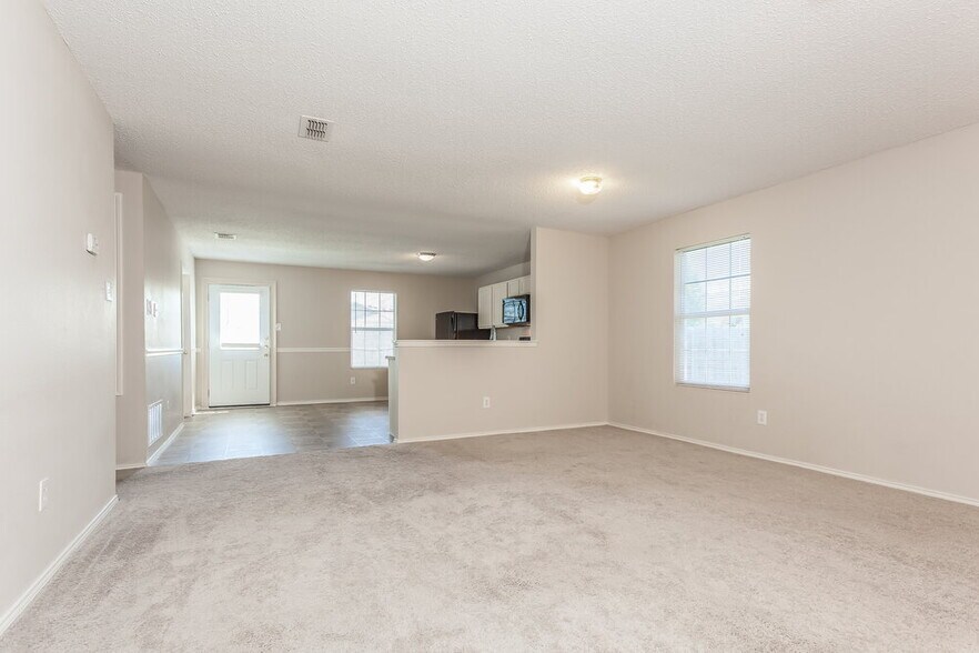 Building Photo - 918 Anvil Creek Dr