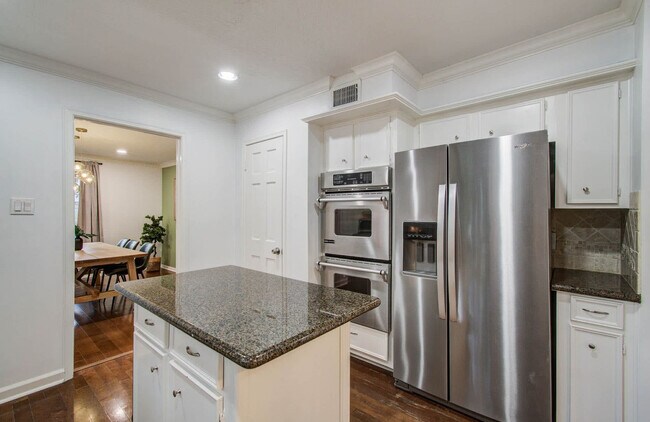 Building Photo - 5135 Westerham Pl