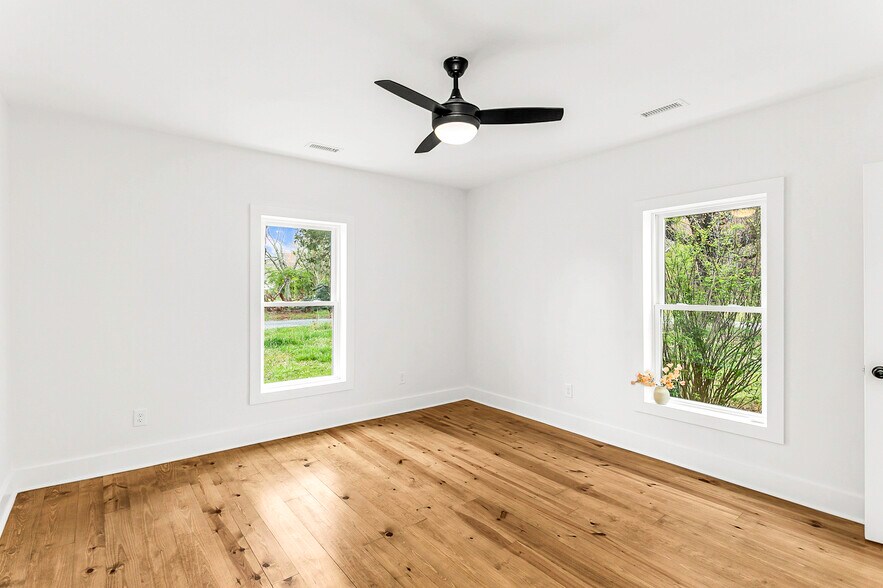 Building Photo - 3107 Orange Grove Rd