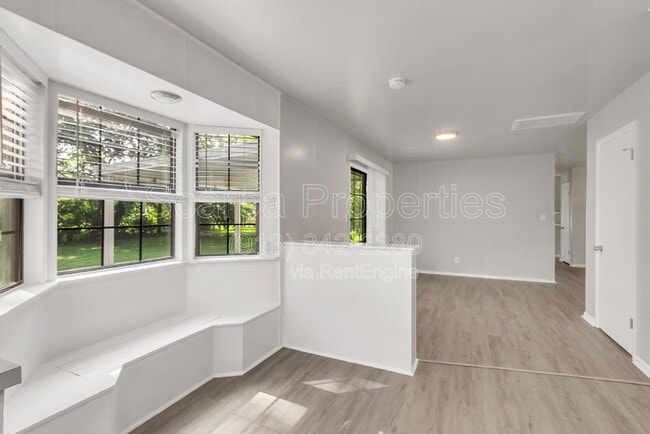 Building Photo - 1809 S Birch Ave