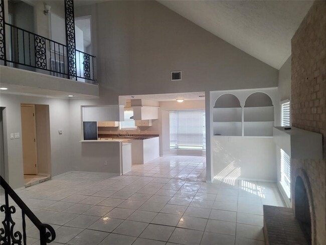 Building Photo - 10601 Sagewind Dr
