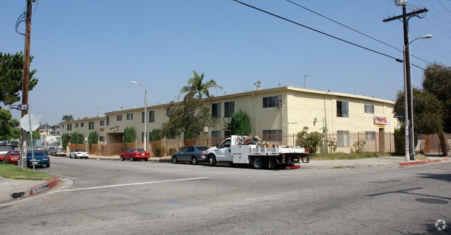 Building - 13103 Barbara Ann St