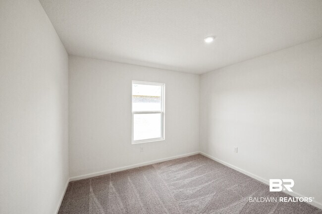 Building Photo - 21750 Sutherland Cir
