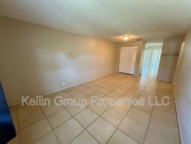 Building Photo - 5651 Struthers Ct