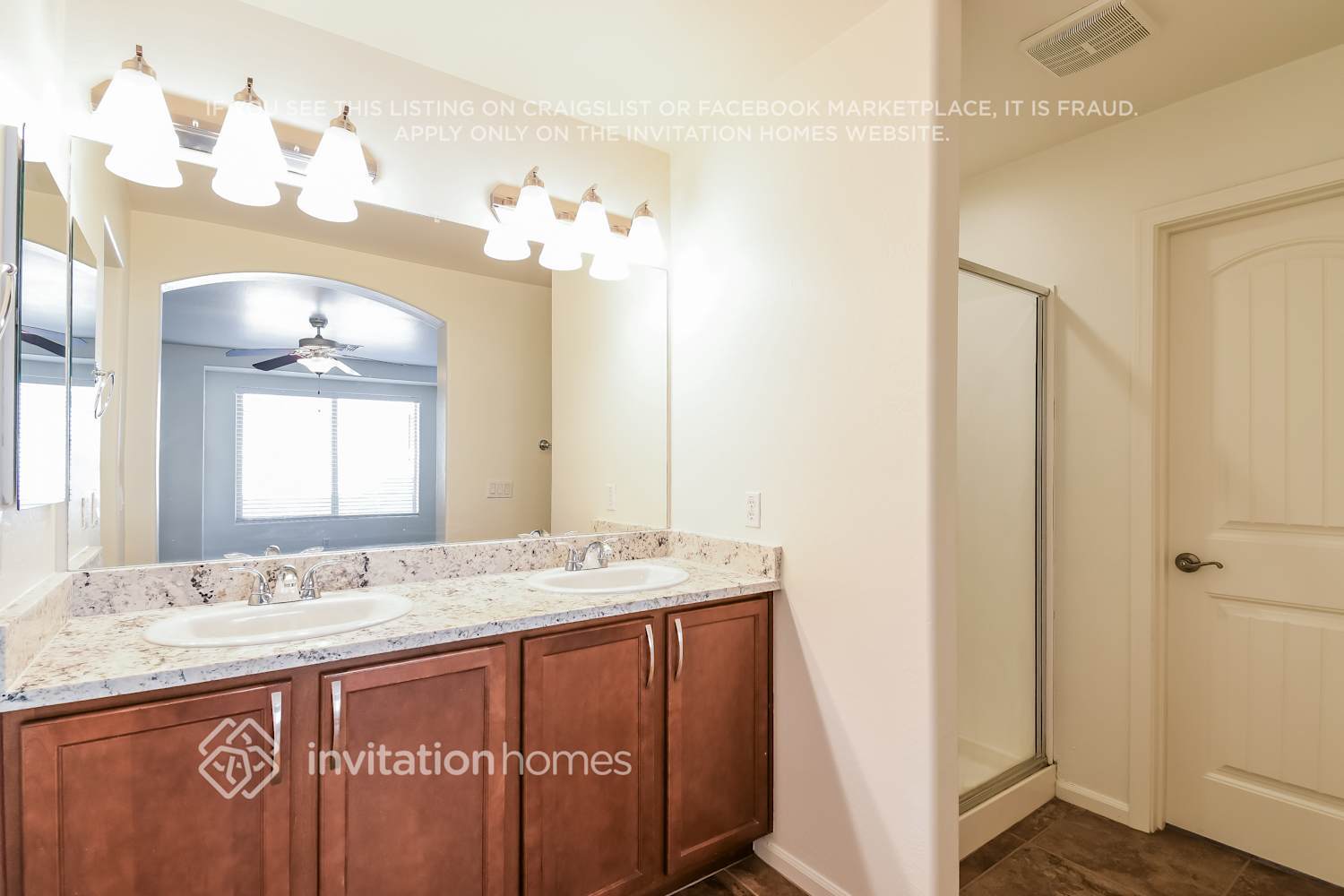 Building Photo - 3386 E Liberty Ln