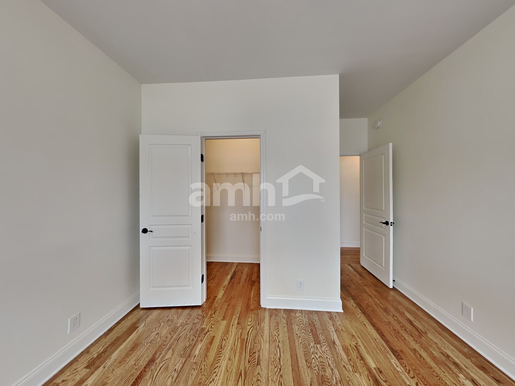 Building Photo - 1030 Spring Creek Dr