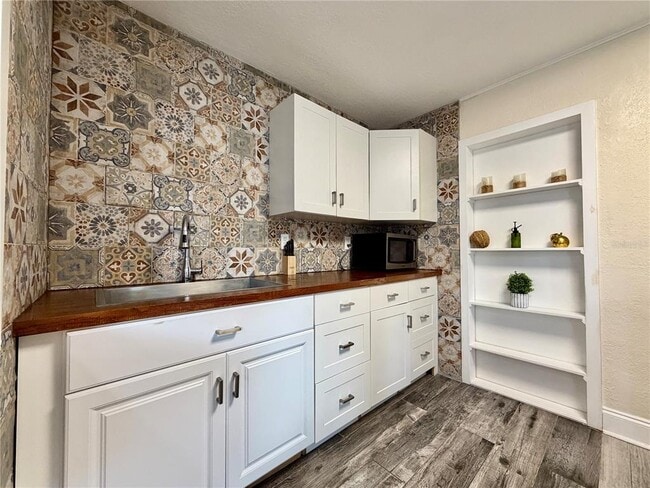 Building Photo - 3494 6th Ave N