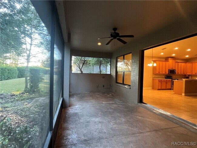 Building Photo - 1569 W Caroline Path