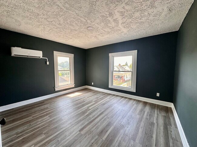 Building Photo - N Parker 3bed 1bath