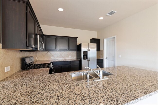 Building Photo - 6617 Kauai Ln