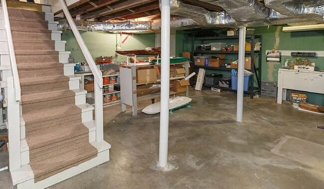 Building Photo - 201 Alcott Rd