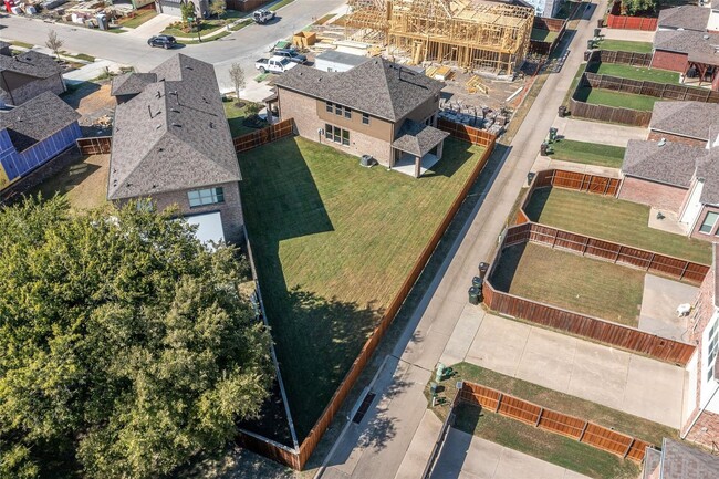 Building Photo - Next To New in FRISCO ISD