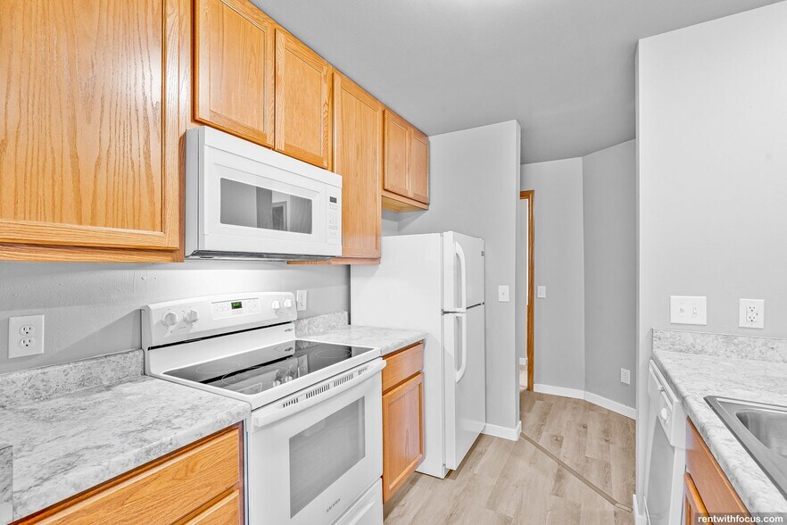 Interior Photo - Ridgewood Trails
