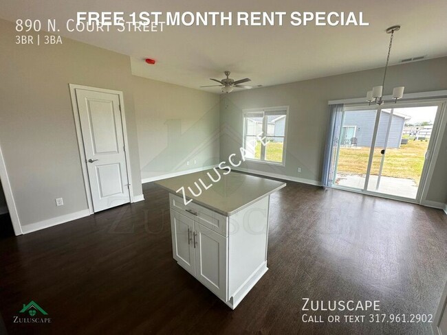 Building Photo - Free 1st Month Rent @ Z-Place Commons A Zu...