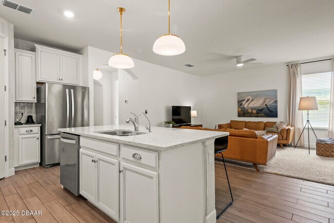 Building Photo - 2853 Monaghan Dr