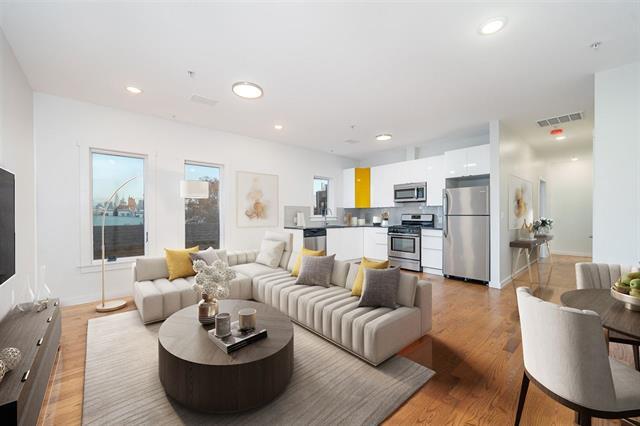 Building Photo - 541 42nd St