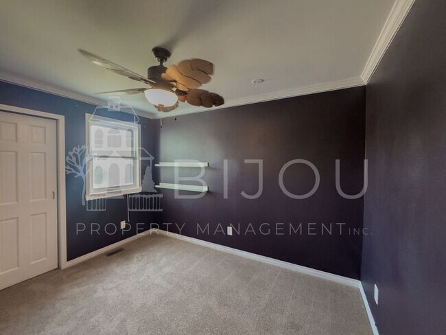 Building Photo - 4030 Meadowdale Pl