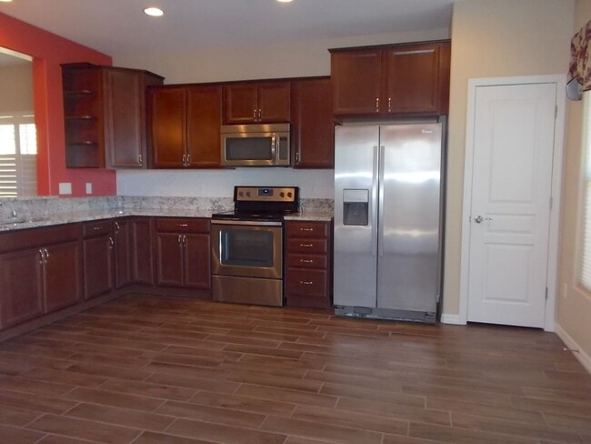 Building Photo - 790 Country Grove Ln