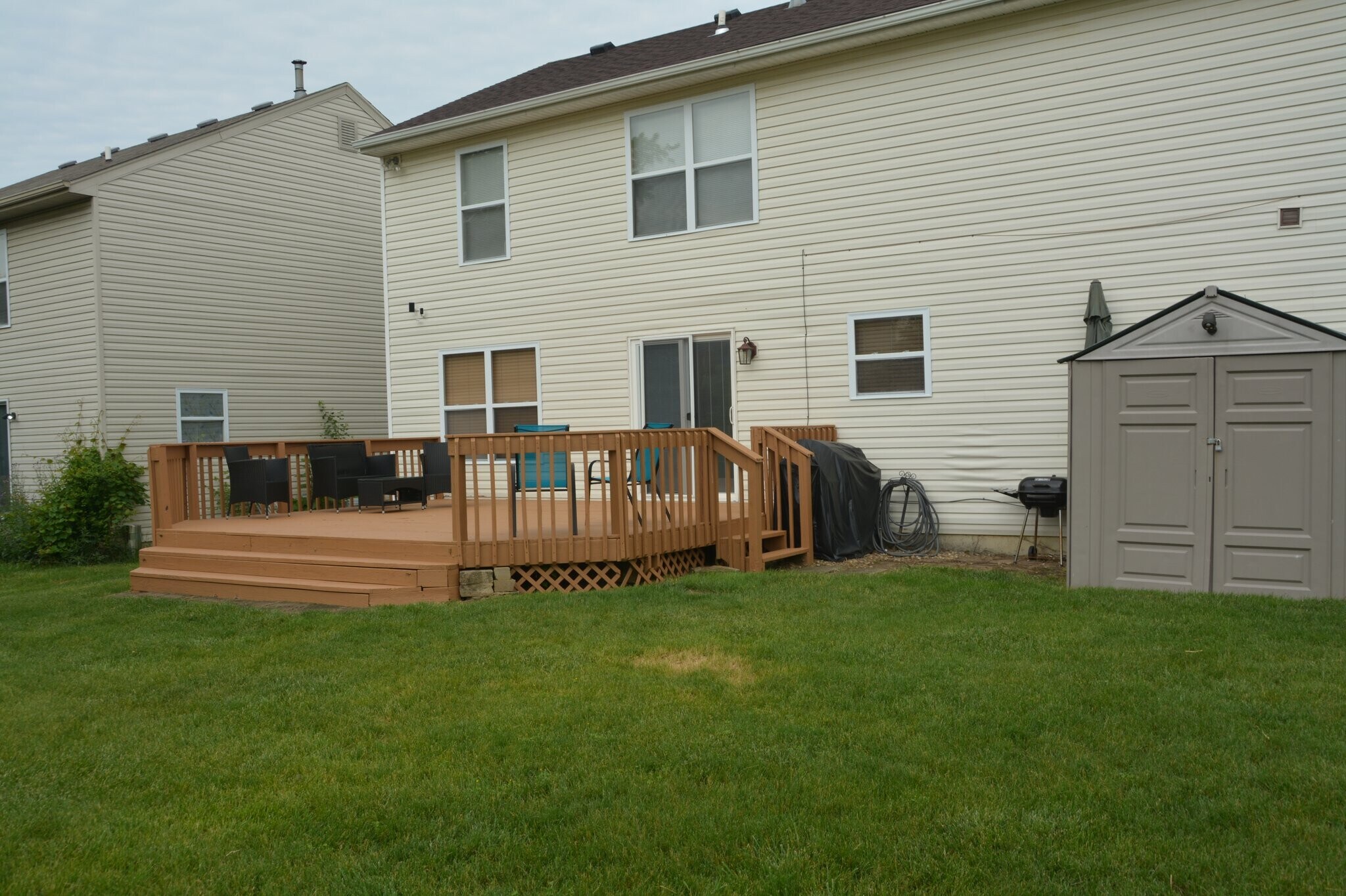 Building Photo - 979 Kemper Meadow Dr