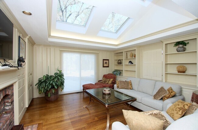 Building Photo - 74 Prynne Ridge Rd