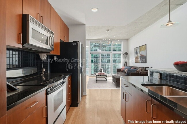 Building Photo - 943 Peachtree St NE