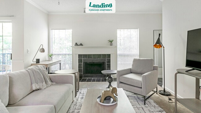 Building Photo - 900 Crowne Park Dr