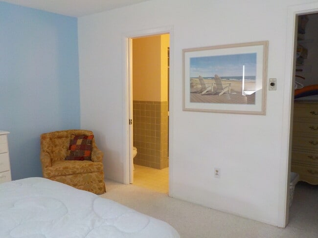 Building Photo - 607 Fair Winds Dr