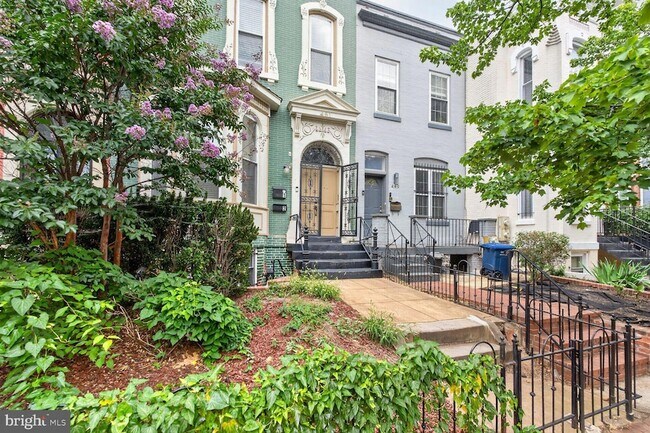 Building Photo - 451 M St NW