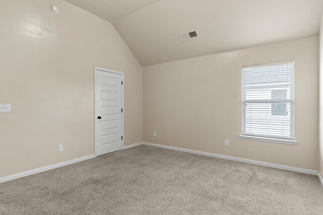 Building Photo - 4444 Grove Landing Dr