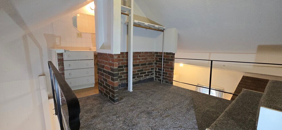 Building Photo - 511 N 4th St