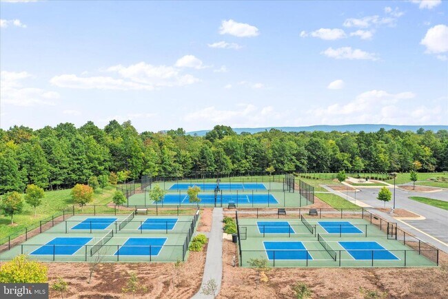 Building Photo - 166 Trout Lily Dr