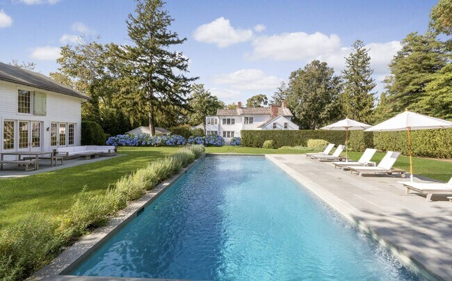 Building Photo - 20 Jefferson St