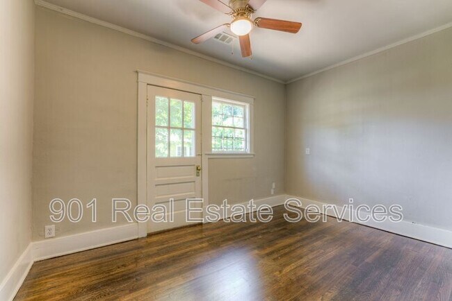 Building Photo - 498 Lundee St