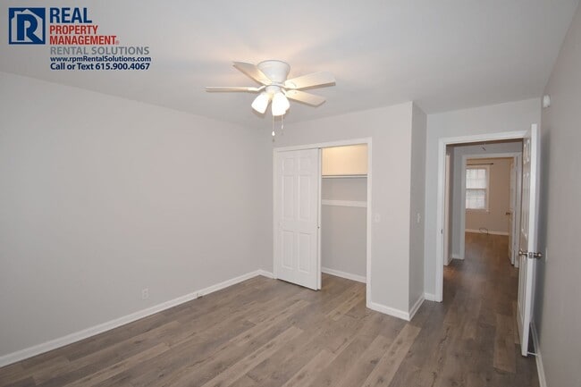 Building Photo - Wonderful 2BD/1BA duplex in the heart of Murfreesboro!