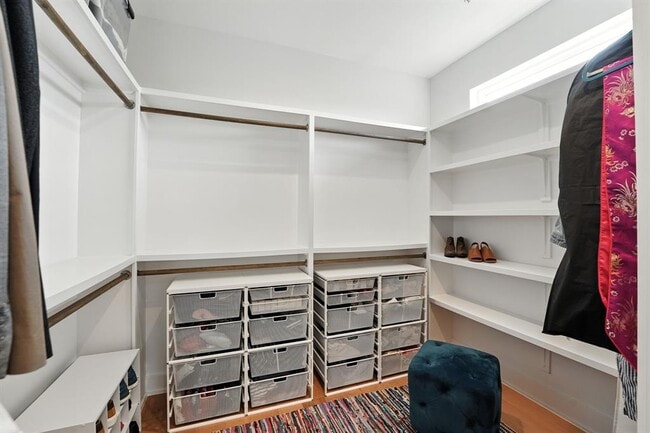 Building Photo - 6405 Keegans Dr