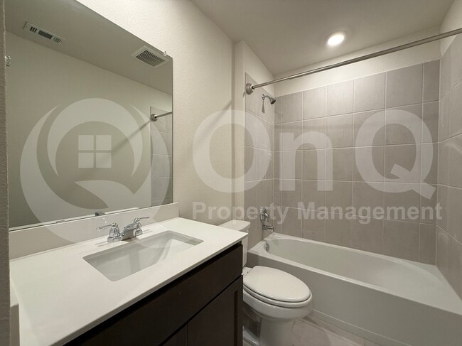 Building Photo - 1604 Silver Landing Trail