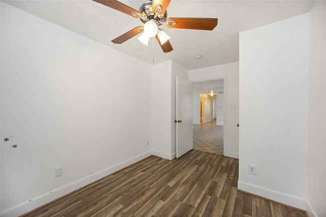 Building Photo - 5315 Cherie Crest Ct