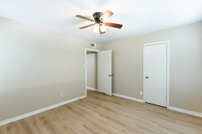 Building Photo - Charming Home Near Texas Tech – Modern Upg...