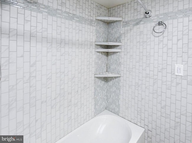 Building Photo - 2509 Christian St