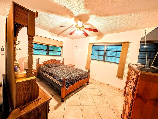 Building Photo - 169 Palmetto Dr