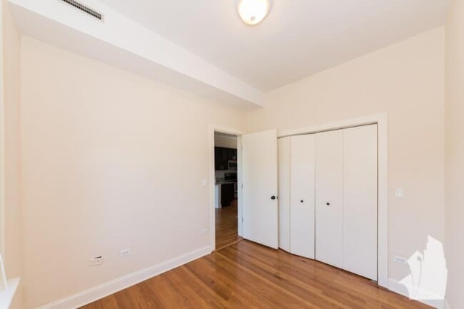 Building Photo - 2 bedroom in Chicago IL 60647