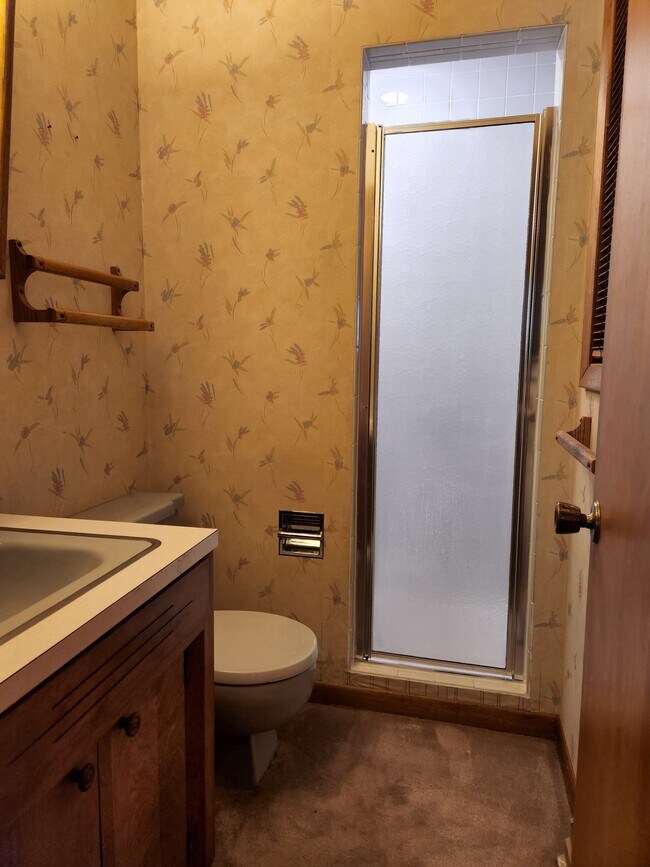 Building Photo - 2410 W 20th Street Rd