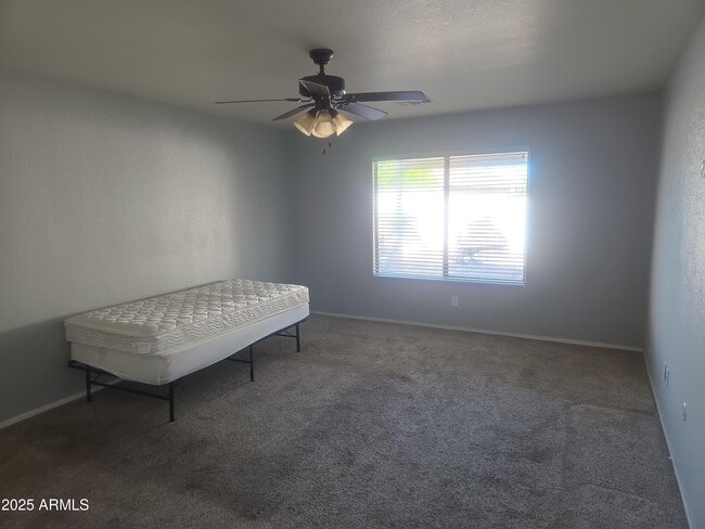 Building Photo - 1958 E Renegade Trail