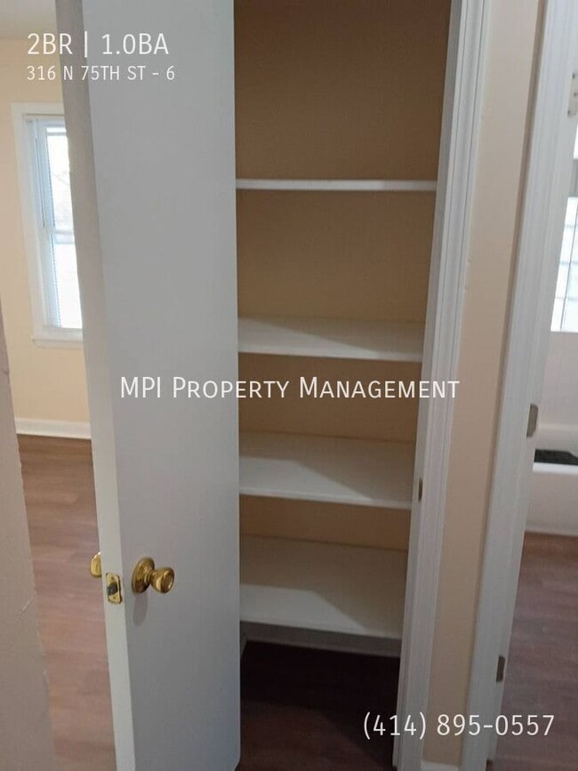 Building Photo - 316 N 75th St