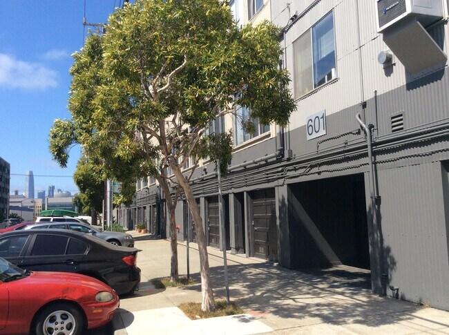 Building Photo - 601 Minnesota St