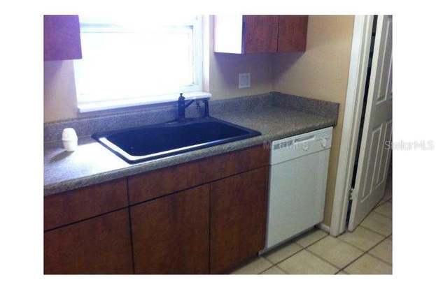 Building Photo - 2753 Foxdale Dr