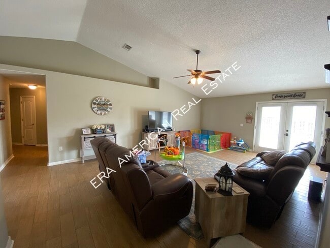 Building Photo - 2205 Gozo Ct